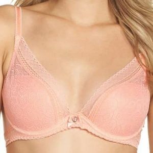 NWOT Chantelle Intimates Festivite Underwire Conto